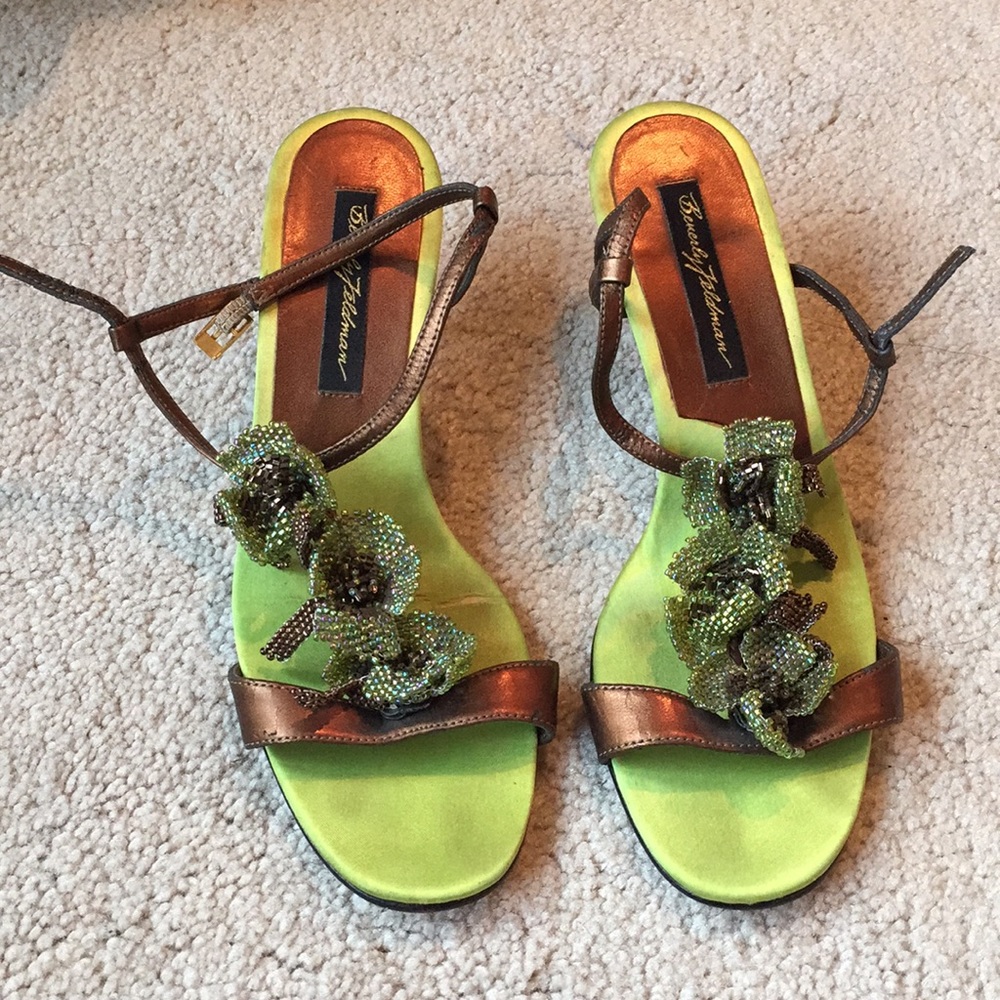 Beverly Feldman kitten heels.